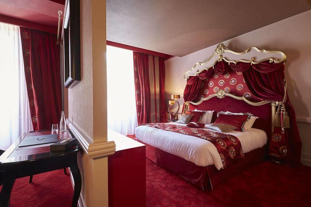 Le Stelsia Resort Saint-Sylvestre-sur-Lot Exterior photo